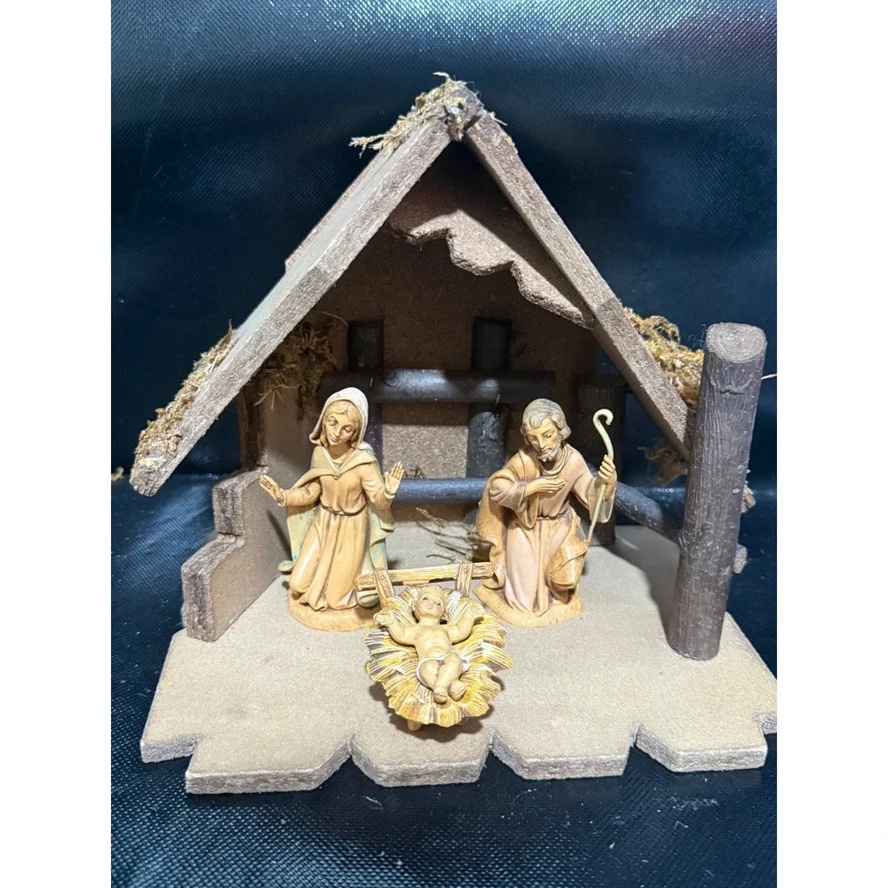 Fontanini Depose Italy Nativity Set Holy Family‎ Wood Stable Manger 1983 Vintage
